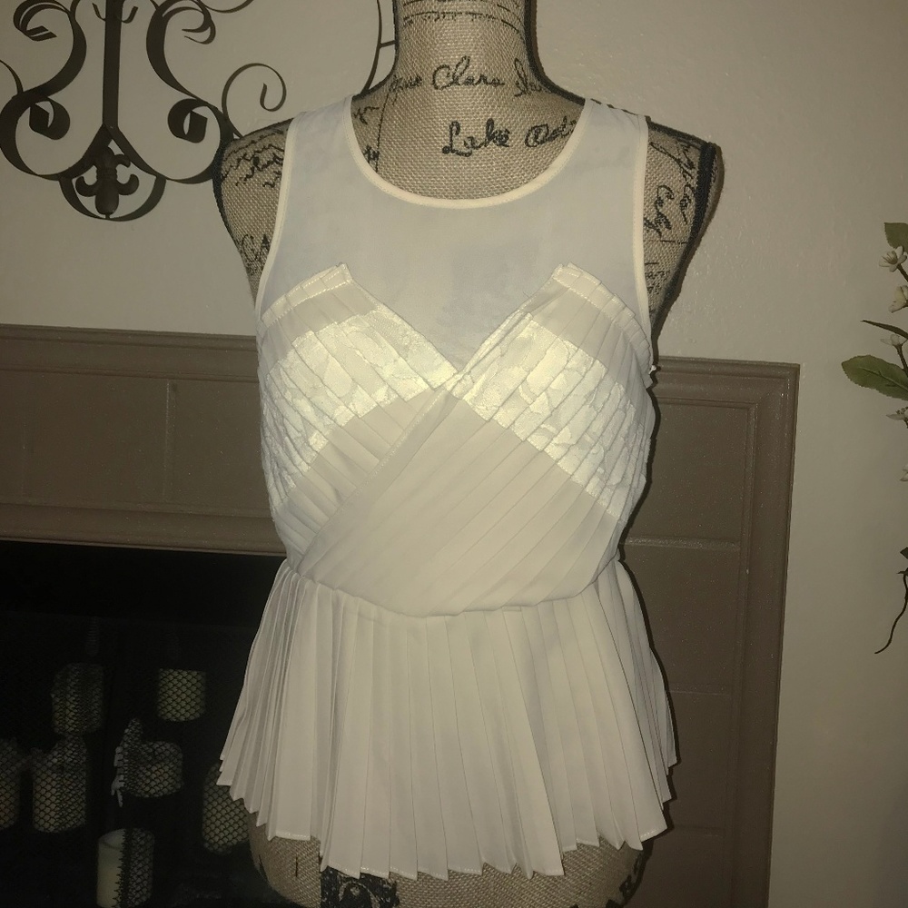 Pins & Needles | Sleeveless Sheer Pleated Blouse